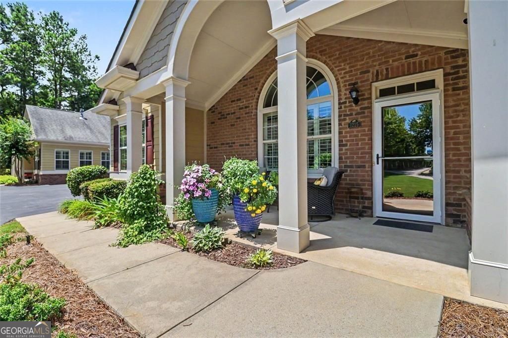 Fantastic opportunity in a vibrant 55+ active-adult community. Beautif – image 26