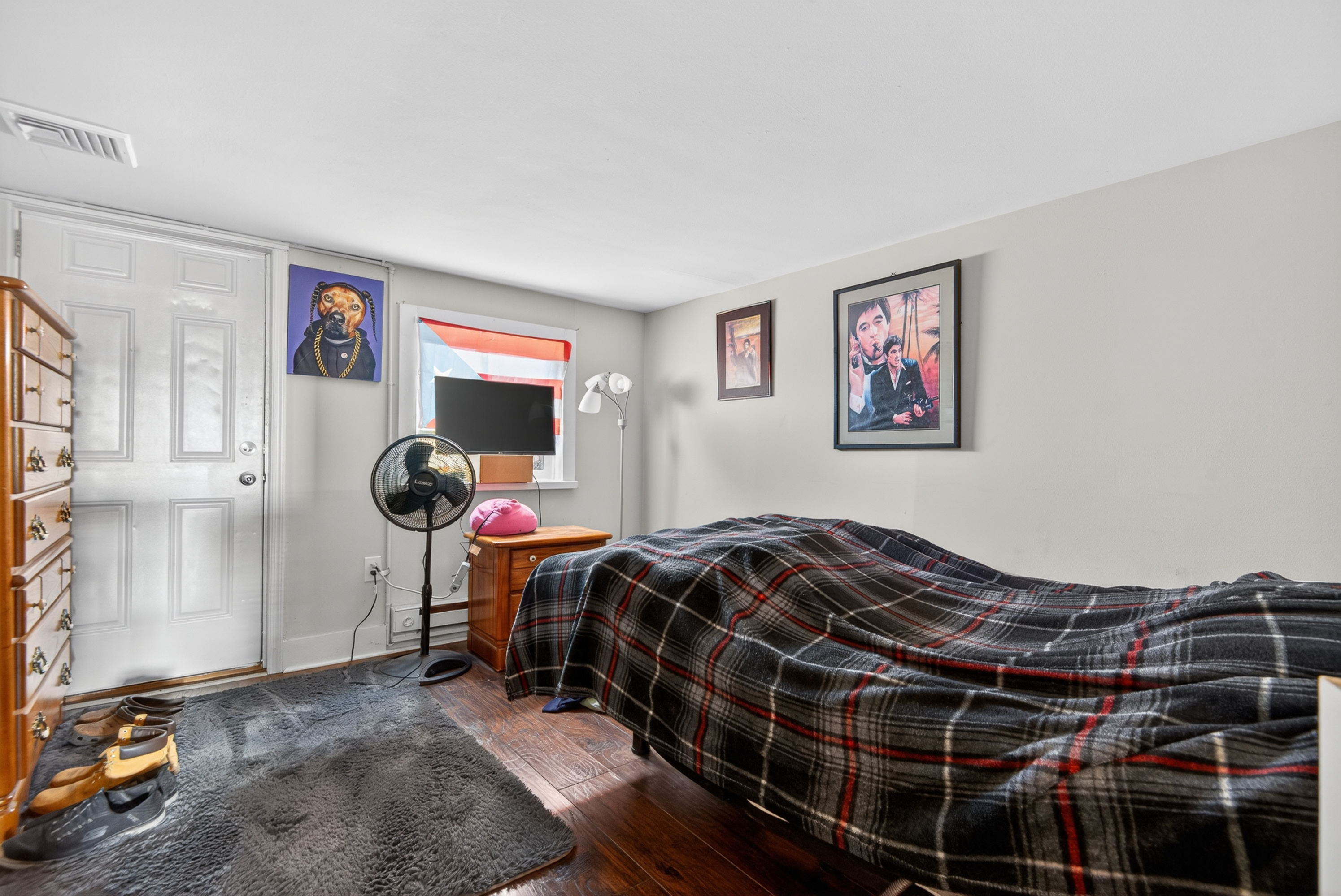 Endless possibilities await at 4023 Minute Drive! This unique and beau – image 29