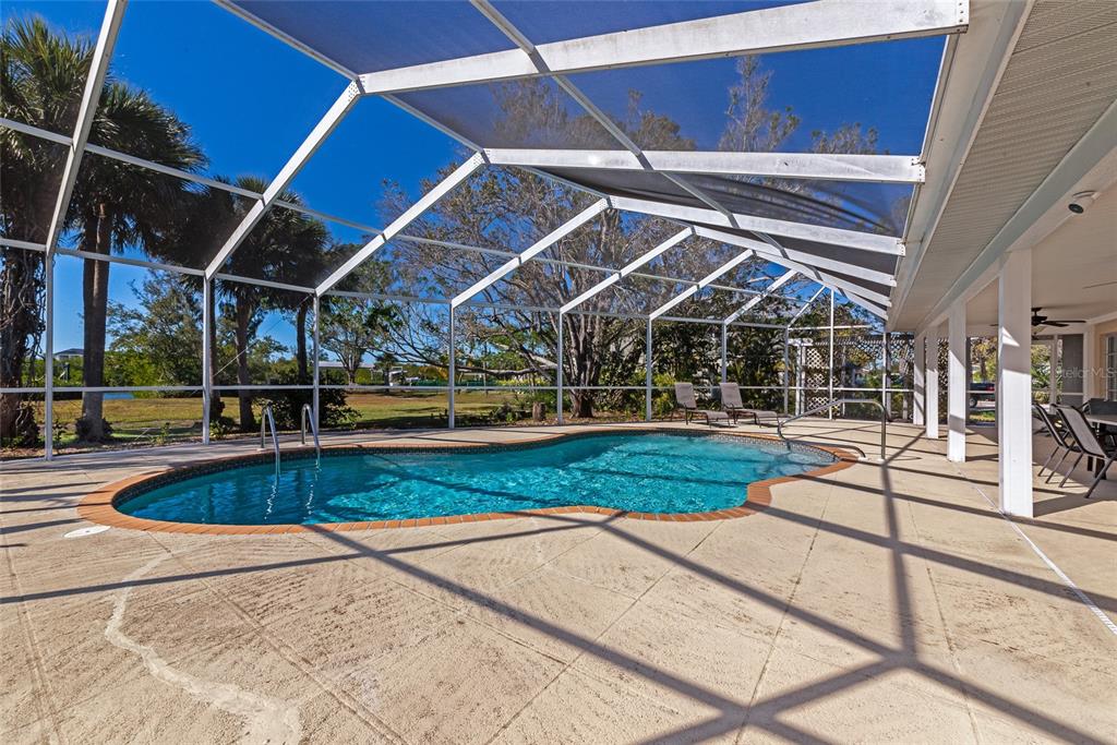 950 950 Oxford Drive, Englewood, Florida, 34223, USA, 3 Bedrooms Bedrooms, ,2 BathroomsBathrooms,Residential,For Sale,950 Oxford Drive,N6142928