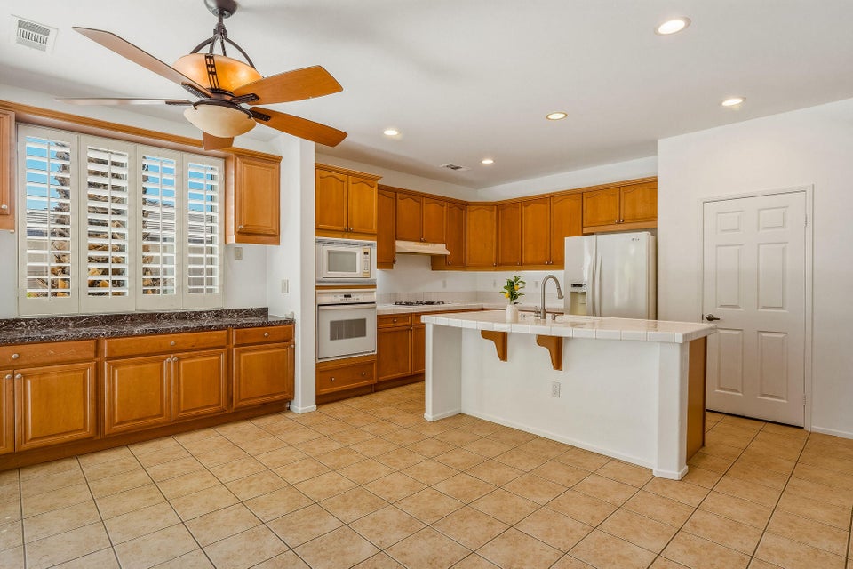 Exceptional opportunity to own a spacious 4 bedroom, 3 bath residence – image 13
