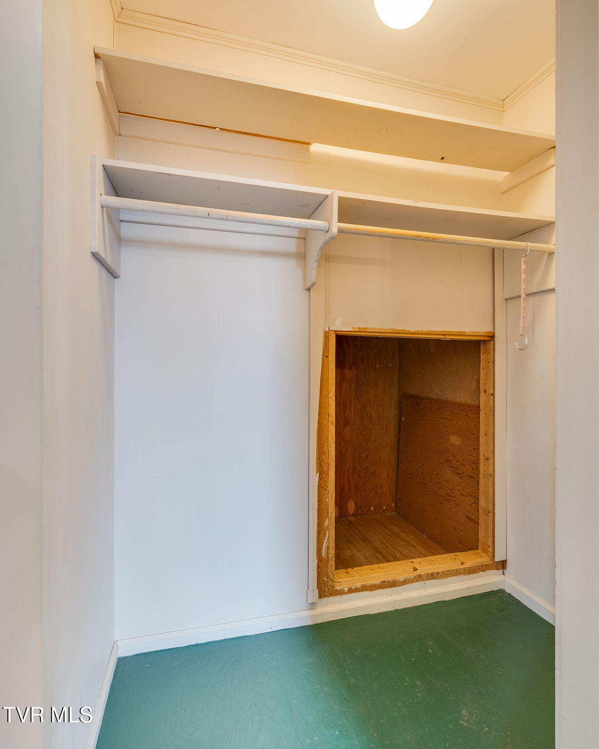 PRICE IMPROVEMENT! If youve ever thought about opening a Bed & Breakfa – image 46