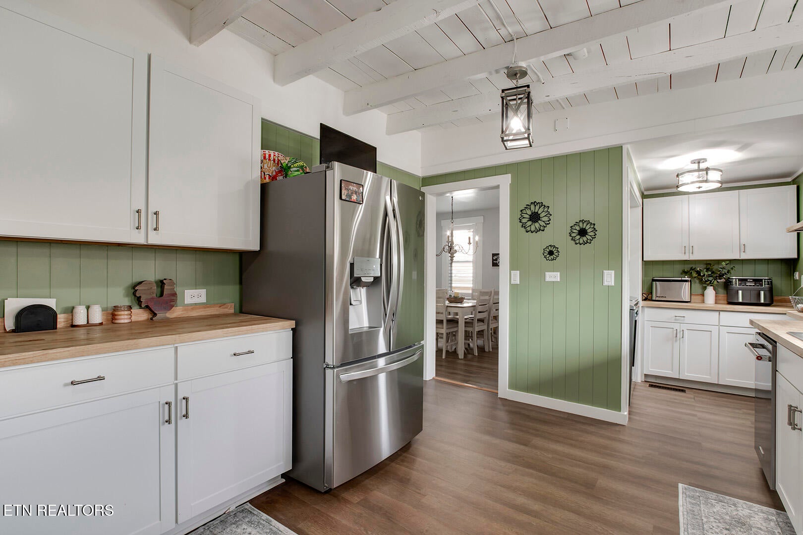 Are you looking for an adorable home with character, comfort, and styl – image 24