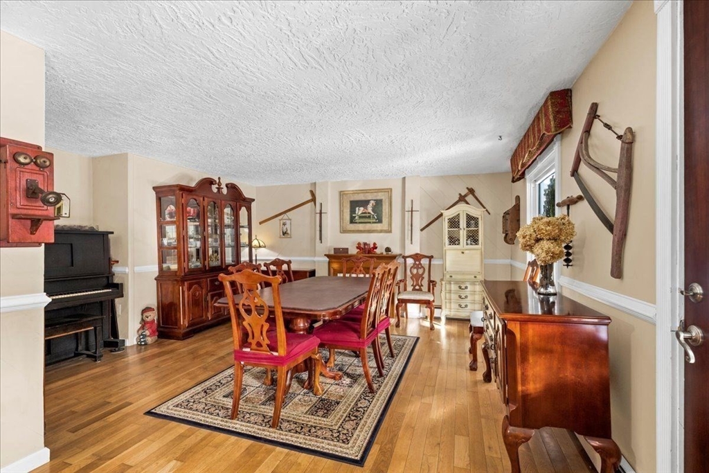 111 111 Northwest Road, Spencer, Massachusetts, 01562, USA, 5 Bedrooms Bedrooms, ,4 BathroomsBathrooms,Residential,For Sale,111 Northwest Road,43a23955-f5ec-4087-9b6f-029a8a