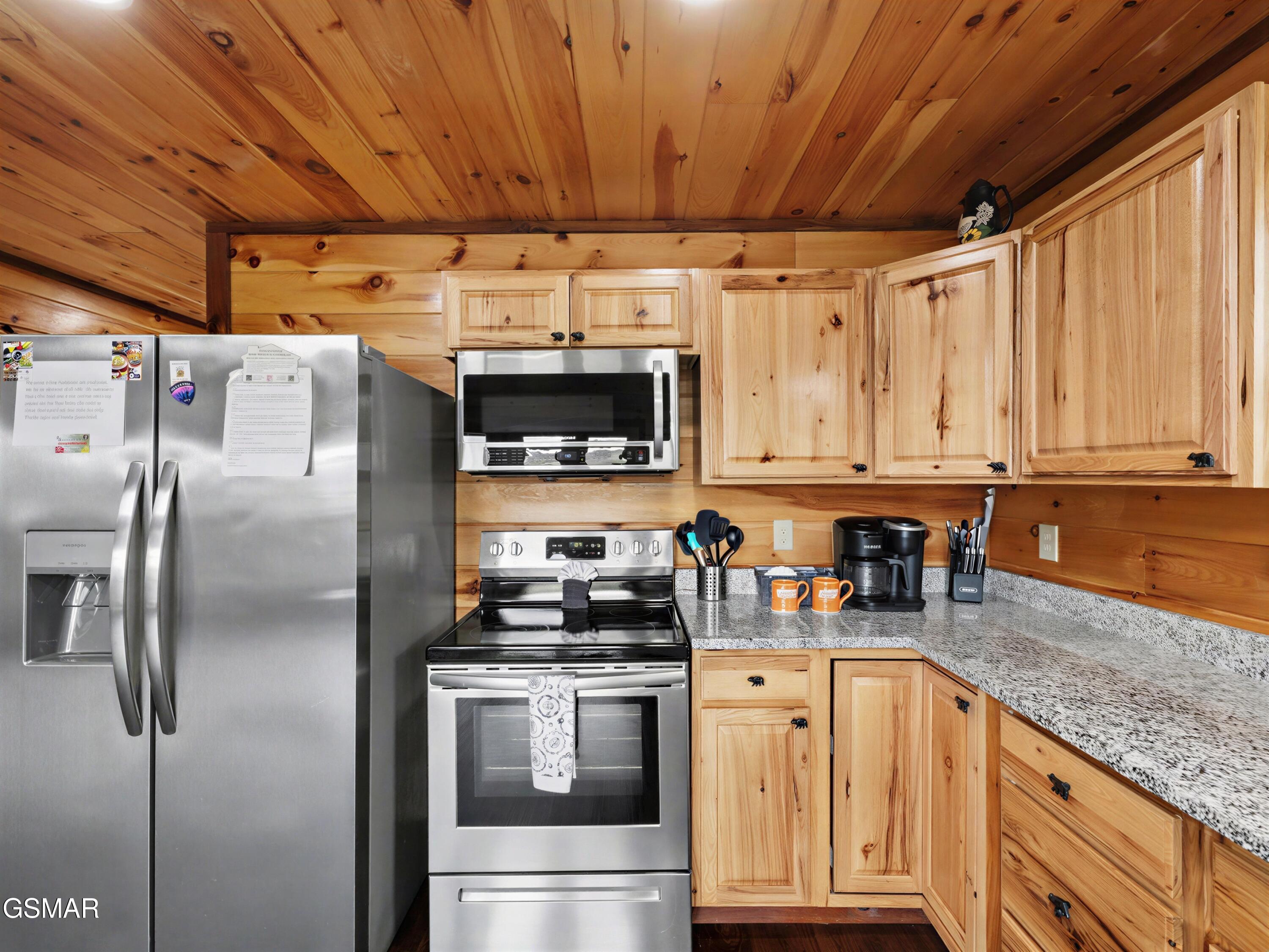 223 223 Chimney Tops Way, Gatlinburg, Tennessee, 37738, USA, 2 Bedrooms Bedrooms, ,2 BathroomsBathrooms,Residential,For Sale,223 Chimney Tops Way,a6abbcc5-056a-450e-914a-01a914