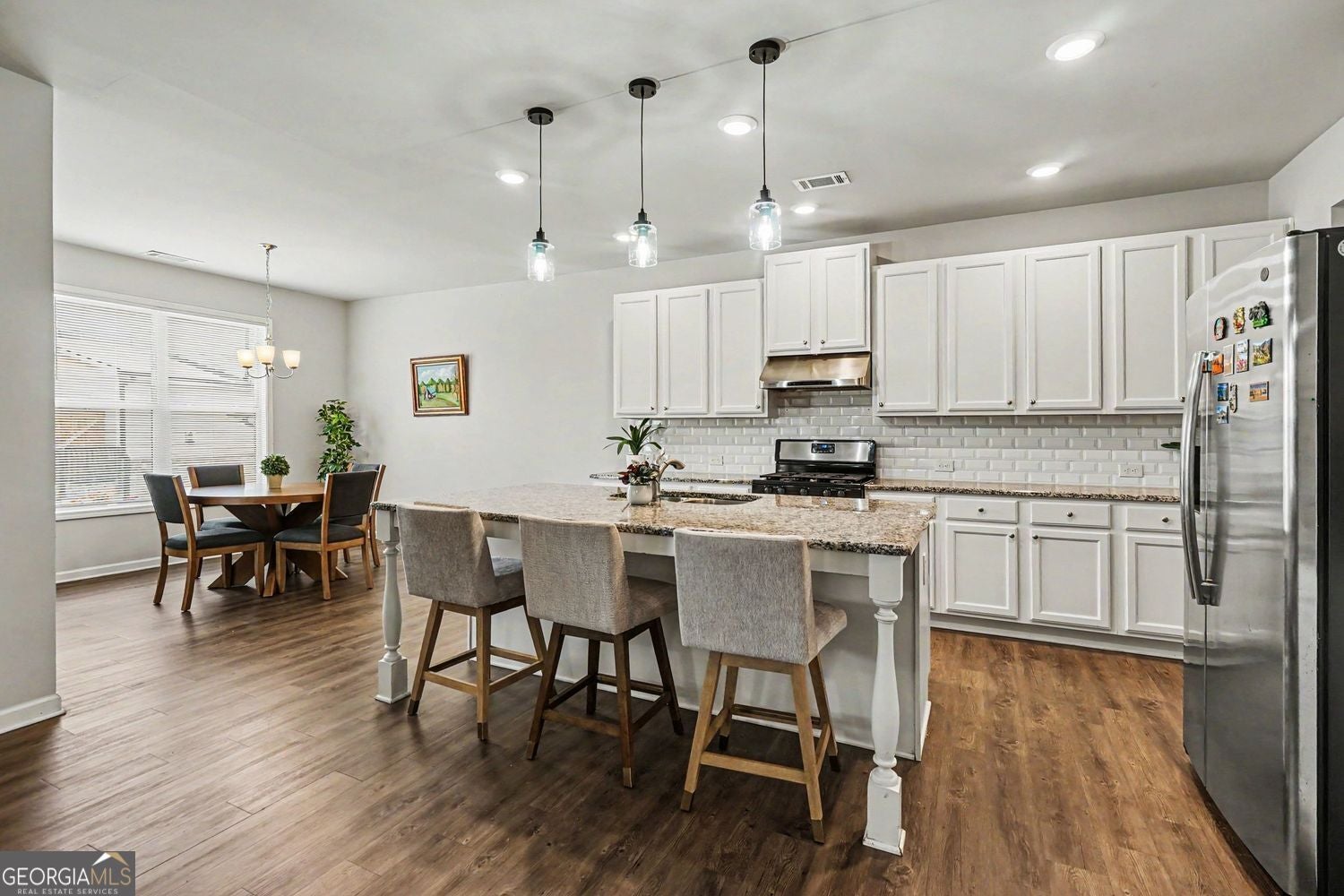 This 2,807 SF, 4-bedroom, 2.5-bath home is nestled in a vibrant commun – image 13