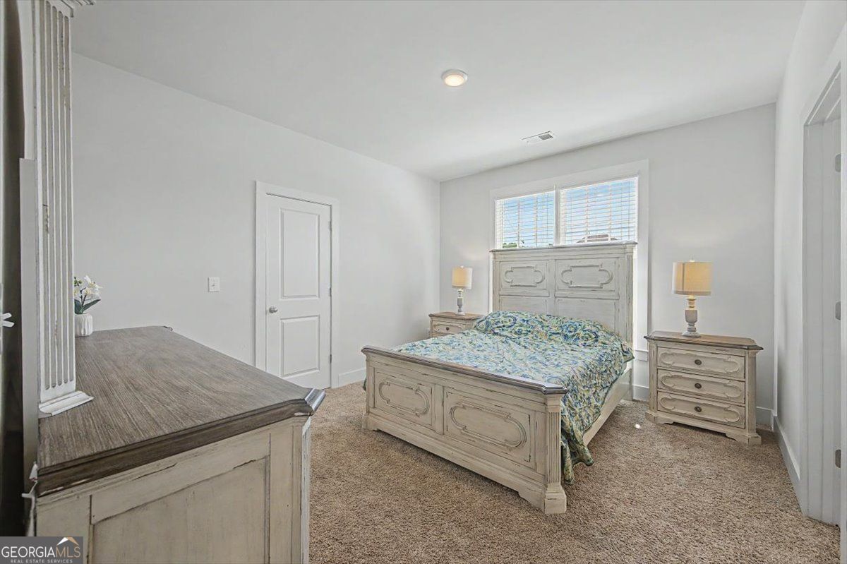 GOLF COURSE LIVING ANYONE??!! Experience luxury golf course living at – image 47