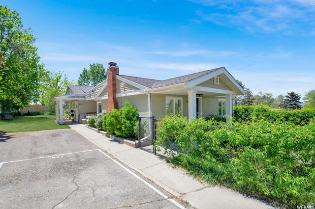 889 889 W 3600 S, Bountiful, Utah, 84010, USA, 4 Bedrooms Bedrooms, ,2 BathroomsBathrooms,Residential,For Sale,889 W 3600 S,ae96fc8c-b5fe-4c0c-a2b0-391454