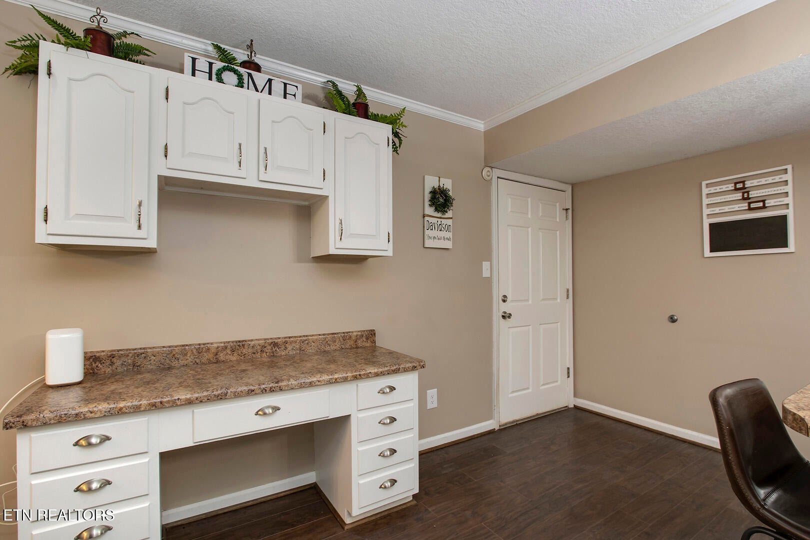 Are you looking for a wonderful home in a desired subdivision in a gre – image 41
