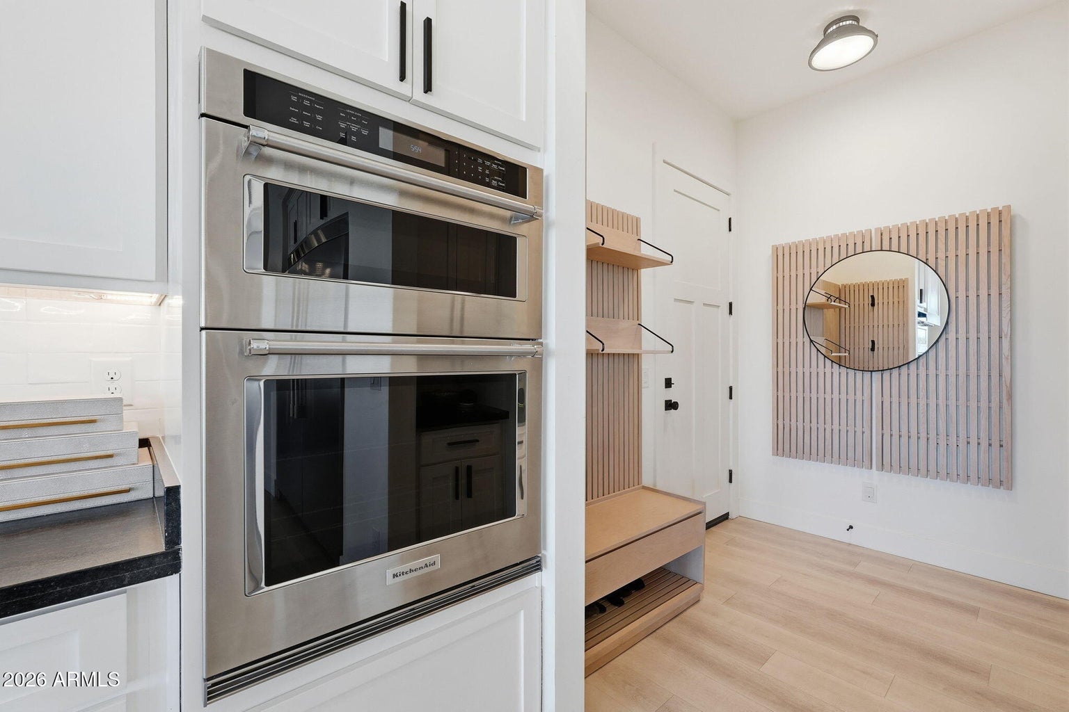 Tucked inside a gated neighborhood of Encanto Real on the edge of Quee – image 19