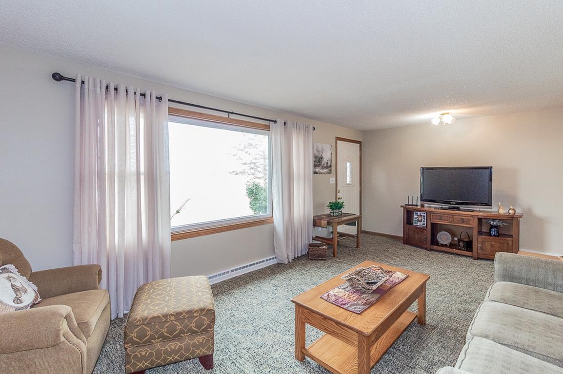 N5201 Lower Road, Shiocton, Wisconsin, 54170-9132, USA, 3 Bedrooms Bedrooms, ,2 BathroomsBathrooms,Residential,For Sale,N5201 Lower Road,86ab8ace-a03c-4b7b-9366-5f3e37