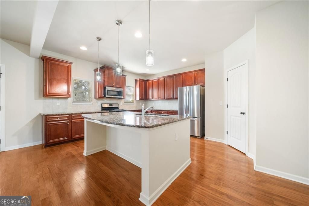Timeless curb appeal and solid construction define this beautifully ma – image 18