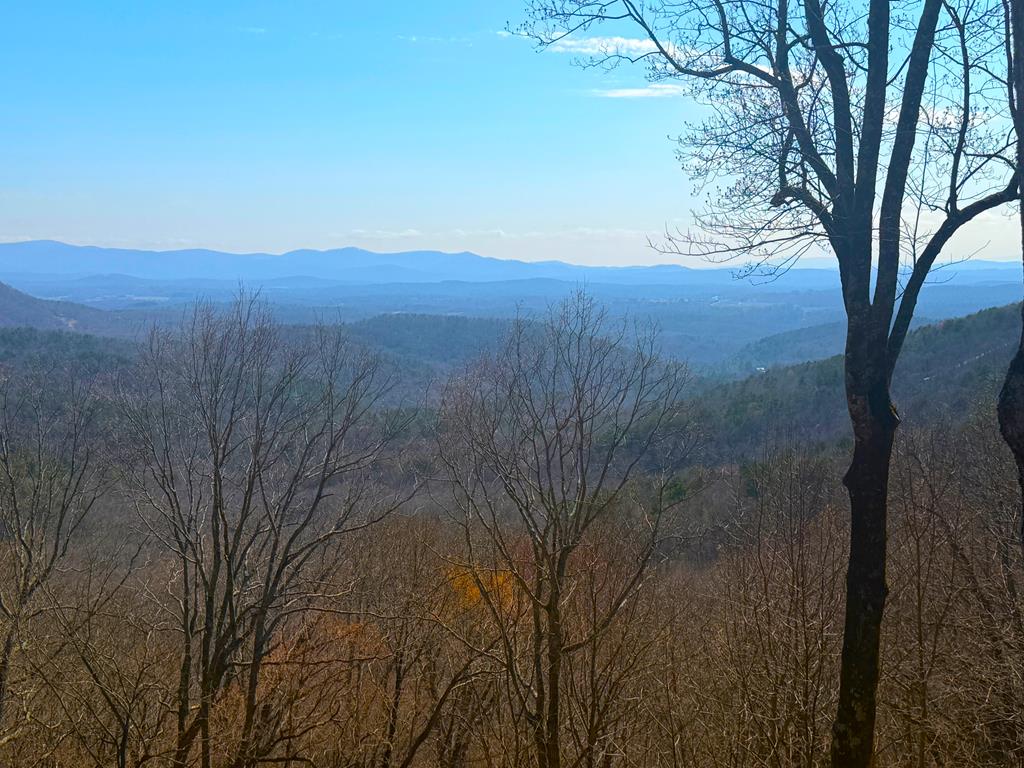 Spectacular “Top of the Mountain” Long-Range Views showcases Several M – image 29
