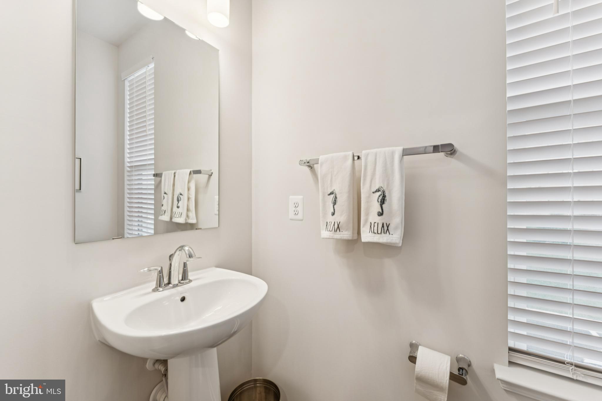 6025 6025 Soho Way, Hyattsville, Maryland, 20782, USA, 4 Bedrooms Bedrooms, ,4 BathroomsBathrooms,Residential,For Sale,6025 Soho Way,MDPG2213800