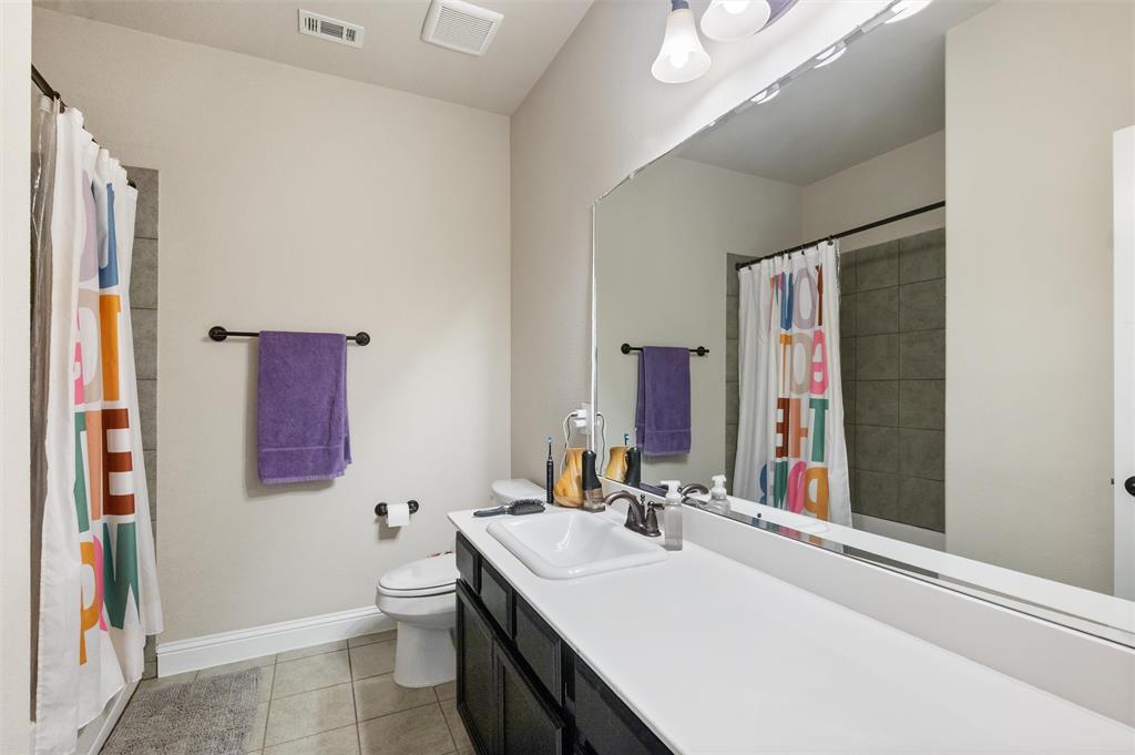 341 341 Vista Park Drive, Sunnyvale, Texas, 75182, USA, 5 Bedrooms Bedrooms, ,5 BathroomsBathrooms,Residential,For Sale,341 Vista Park Drive,21304132