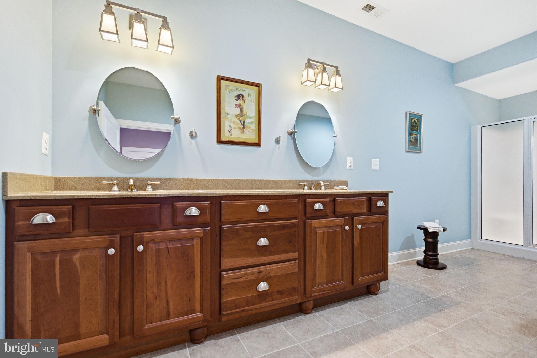 Enjoy effortless waterfront living in Southern Maryland from this prem – image 64