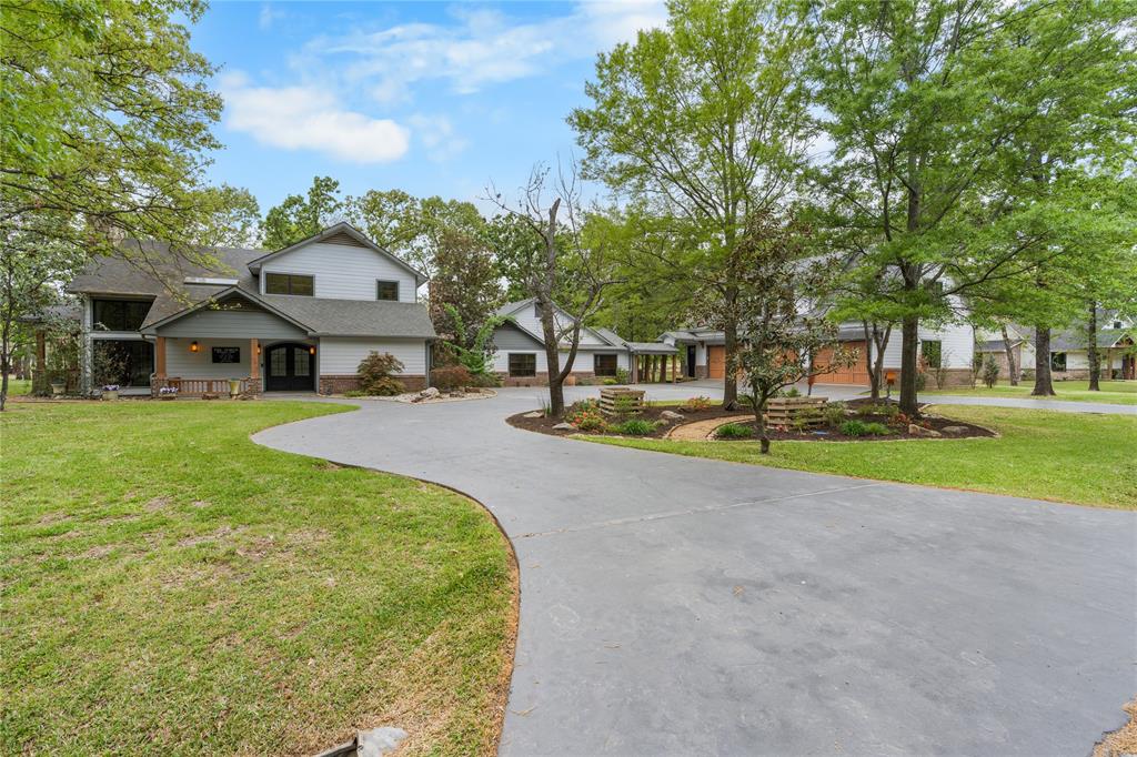 692 692 Private Road 5937, Emory, Texas, 75440, USA, 5 Bedrooms Bedrooms, ,6 BathroomsBathrooms,Residential,For Sale,692 Private Road 5937,9972a05f-a8b7-42f8-84d4-e29850