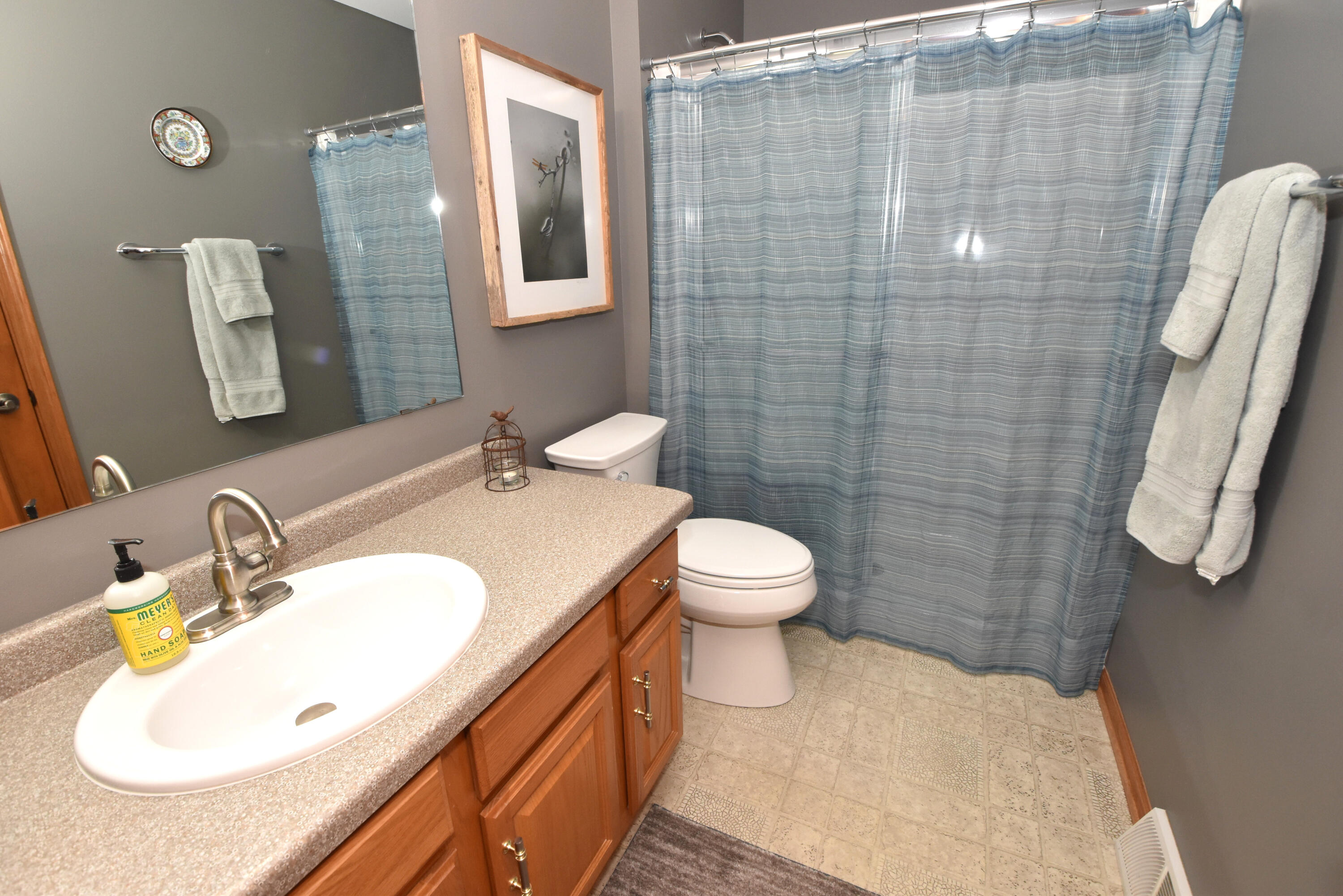 3326 3326 Emmertsen Rd, Caledonia, Wisconsin, 53406, USA, 3 Bedrooms Bedrooms, ,3 BathroomsBathrooms,Residential,For Sale,3326 Emmertsen Rd,df3244ac-4c6e-4545-bf85-edce47