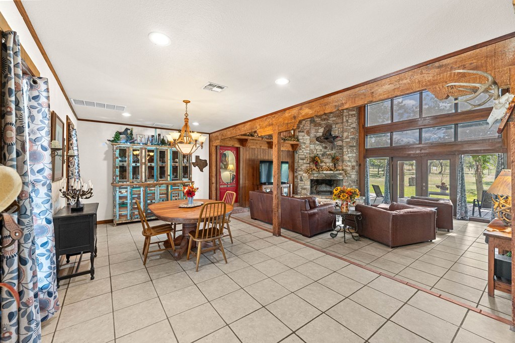 Unrestricted 3-acre property designed with homesteading & self-suffici – image 27