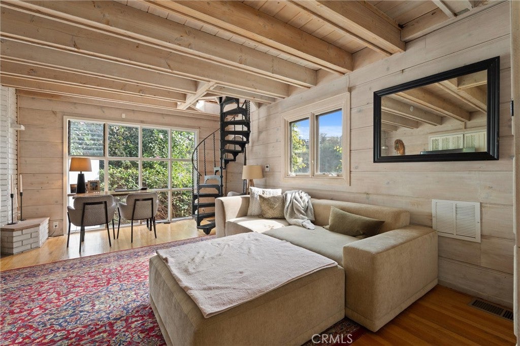 2127 2127 Kress Street, Hollywood Hills, California, 90046, USA, 4 Bedrooms Bedrooms, ,1 BathroomBathrooms,Residential,For Sale,2127 Kress Street,WS26032674