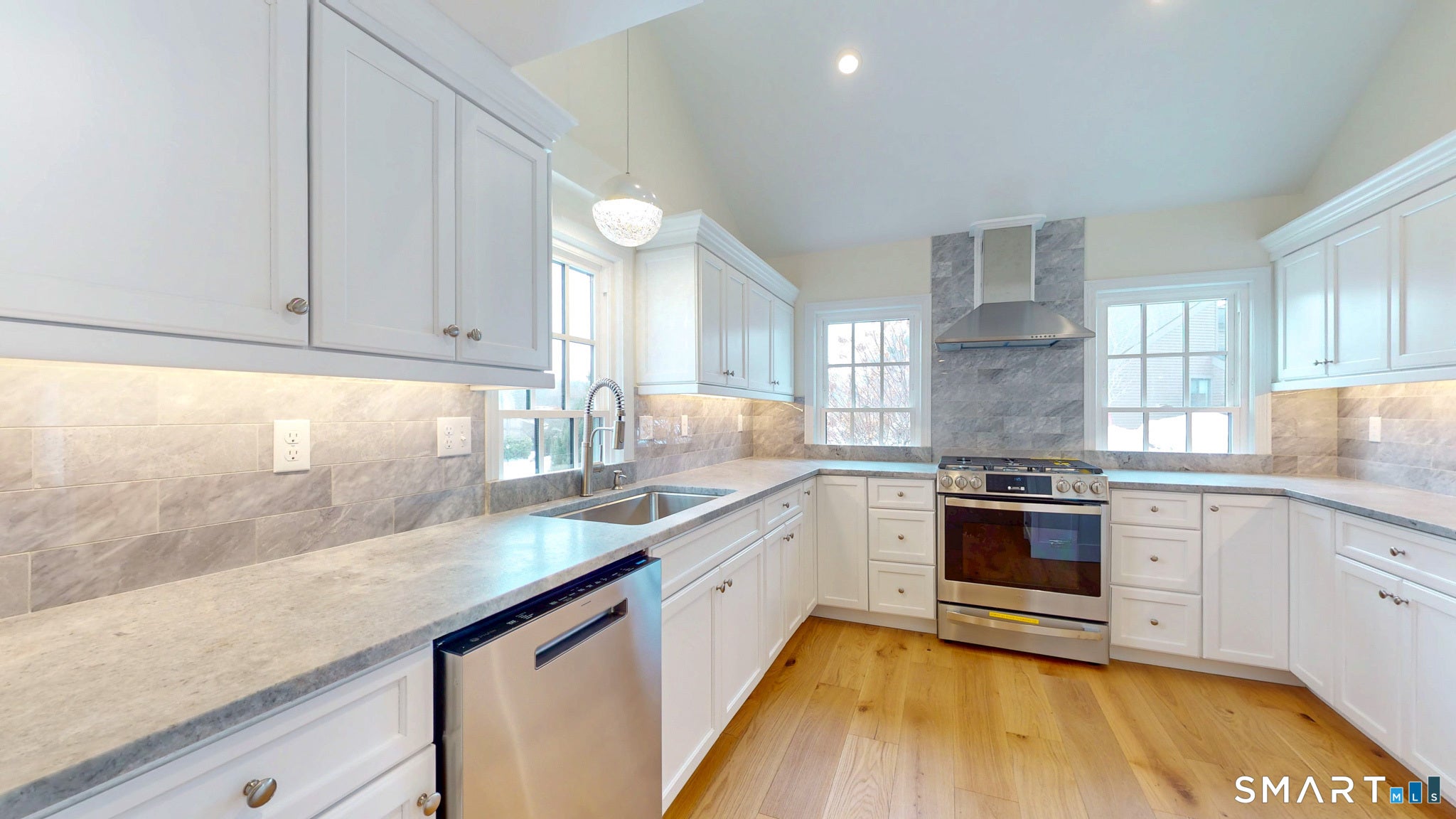 1489 1489 Main Street, Glastonbury, Connecticut, 06033, USA, 4 Bedrooms Bedrooms, ,3 BathroomsBathrooms,Residential,For Sale,1489 Main Street,24155533
