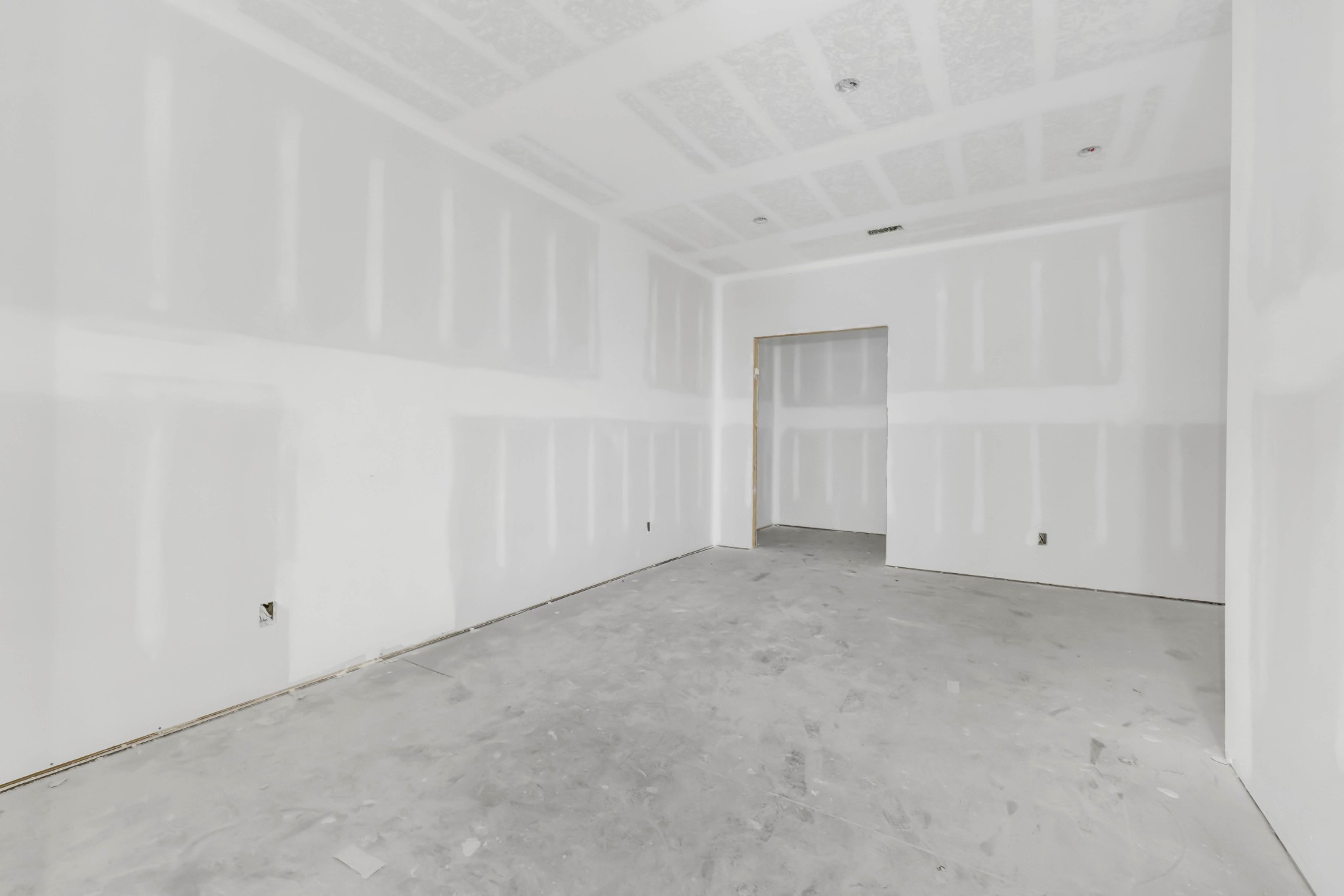 One of the last opportunities to buy a new home in this subdivision. L – image 12