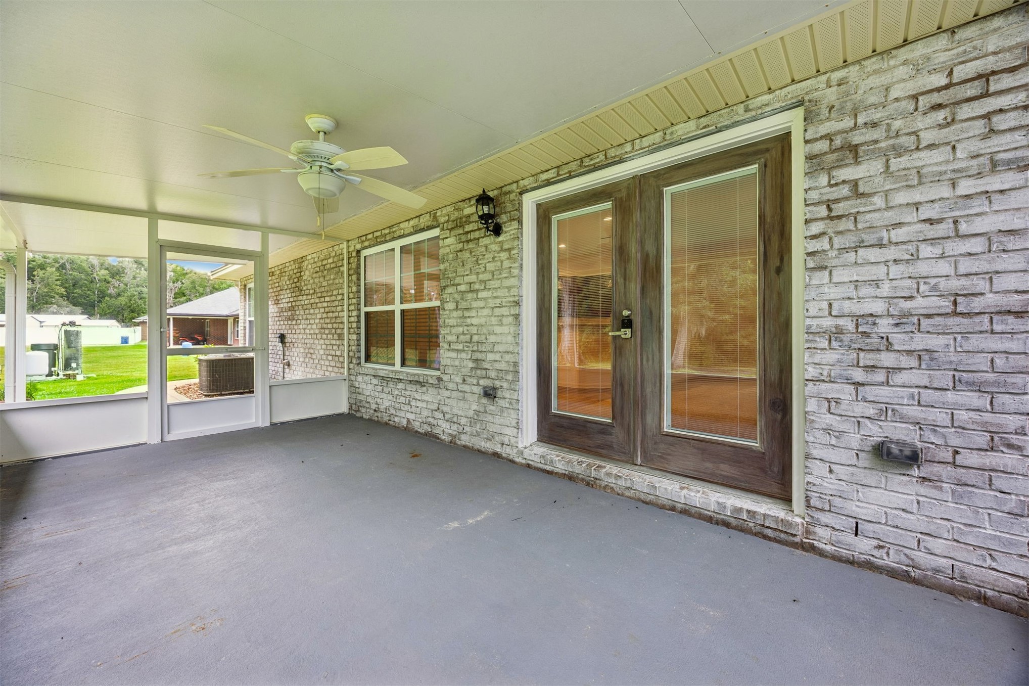 Tired of choosing between a backyard and a commute? At 54079 Amblerwoo – image 47