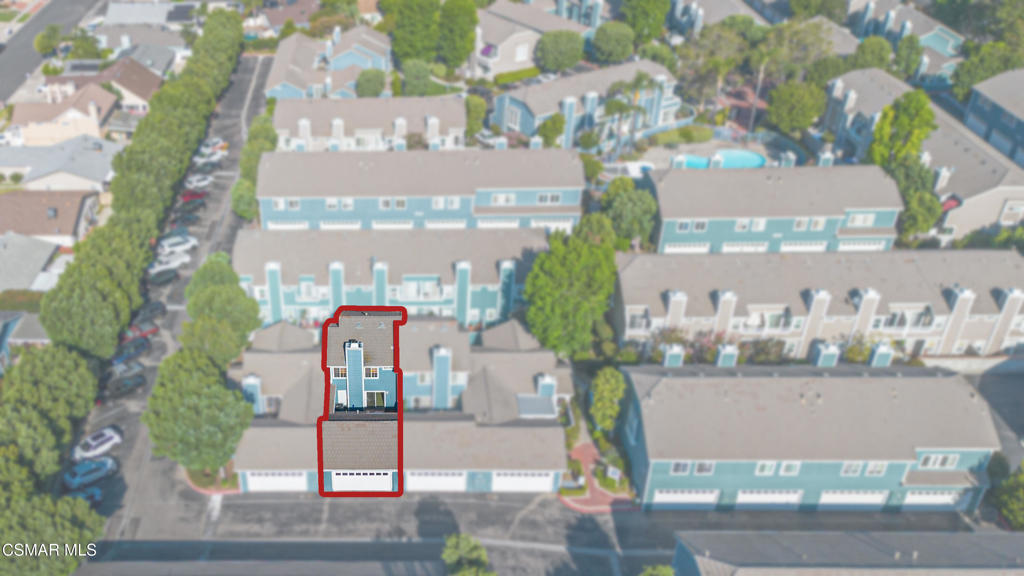 Rarely available two-bedroom ensuite in the desirable Coventry Court c – image 25