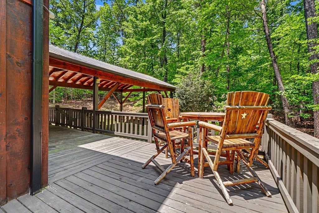 OWNER FINANCING AVAILABLE. SELLER IS CURRENTLY OFFERING 4% WITH 15% DO – image 22