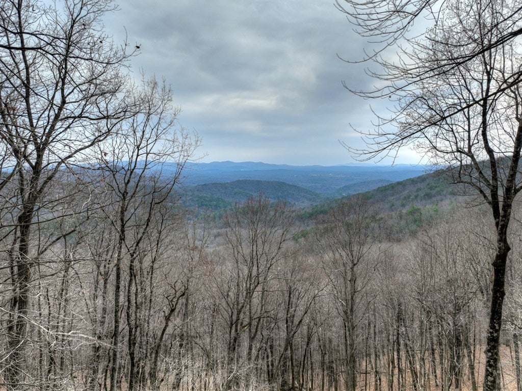 Spectacular “Top of the Mountain” Long-Range Views showcases Several M – image 65