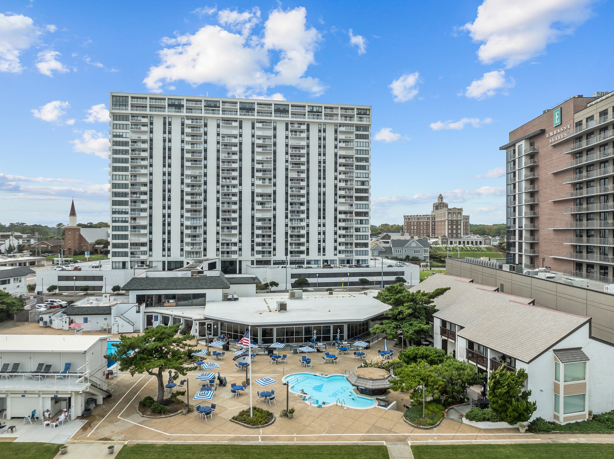 4004 4004 Atlantic Ave Unit 309, Virginia Beach, Virginia, 23451, USA, 2 Bedrooms Bedrooms, ,2 BathroomsBathrooms,Residential,For Sale,4004 Atlantic Ave Unit 309,10633444