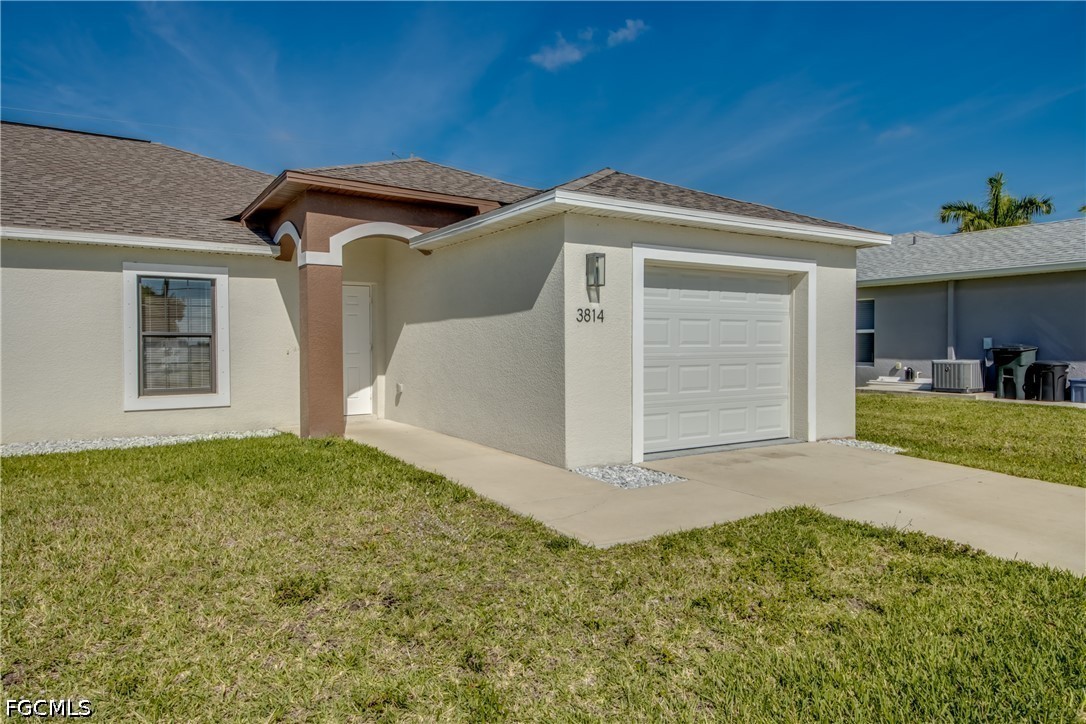 3814/3816 SW 15th Place, Cape Coral, Florida, 33914, USA, 6 Bedrooms Bedrooms, ,4 BathroomsBathrooms,Residential,For Sale,3814/3816 SW 15th Place,4ee870bd-e6f6-43e9-8e56-32f892