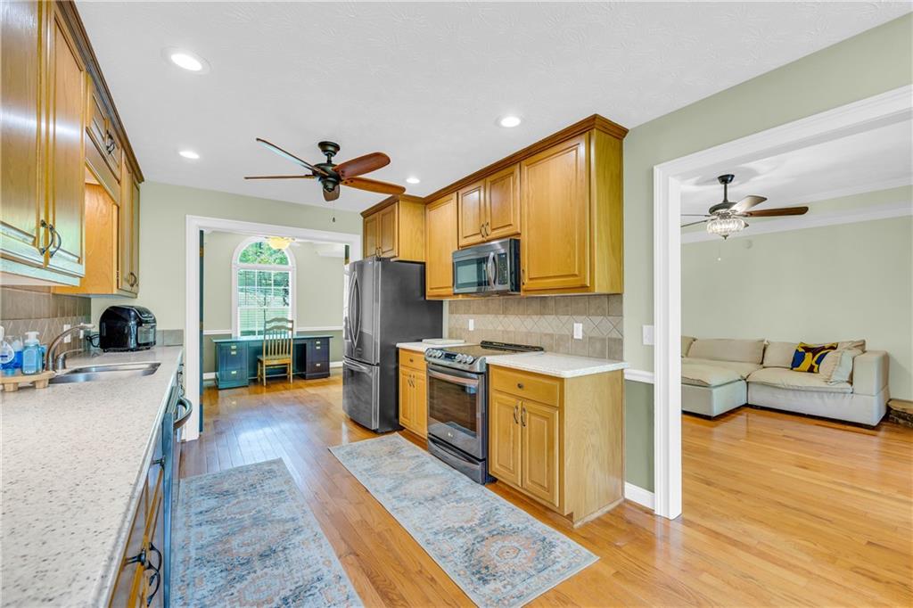 6200 6200 Bent Tree Cove, Murrayville, Georgia, 30564, USA, 5 Bedrooms Bedrooms, ,4 BathroomsBathrooms,Residential,For Sale,6200 Bent Tree Cove,7747079