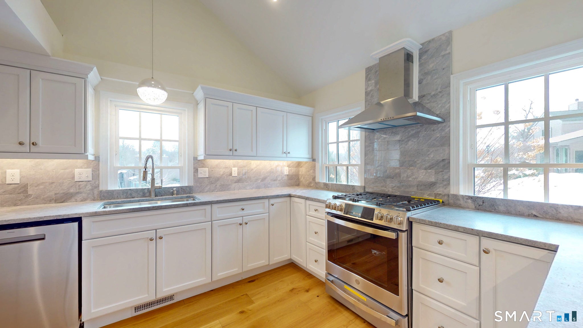 1489 1489 Main Street, Glastonbury, Connecticut, 06033, USA, 4 Bedrooms Bedrooms, ,3 BathroomsBathrooms,Residential,For Sale,1489 Main Street,24155533
