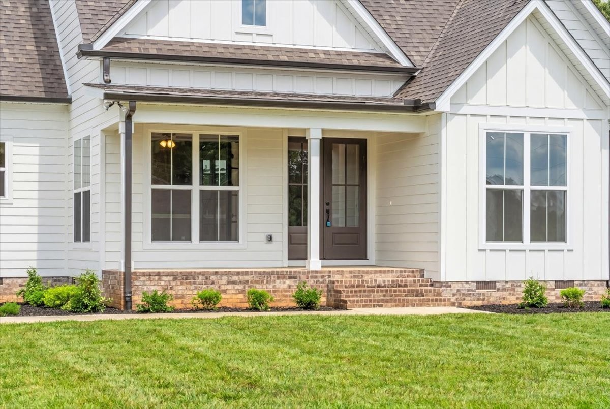74 74 Summer Lake Ct Lot 16, Winchester, Tennessee, 37398, USA, 3 Bedrooms Bedrooms, ,4 BathroomsBathrooms,Residential,For Sale,74 Summer Lake Ct Lot 16,3232049