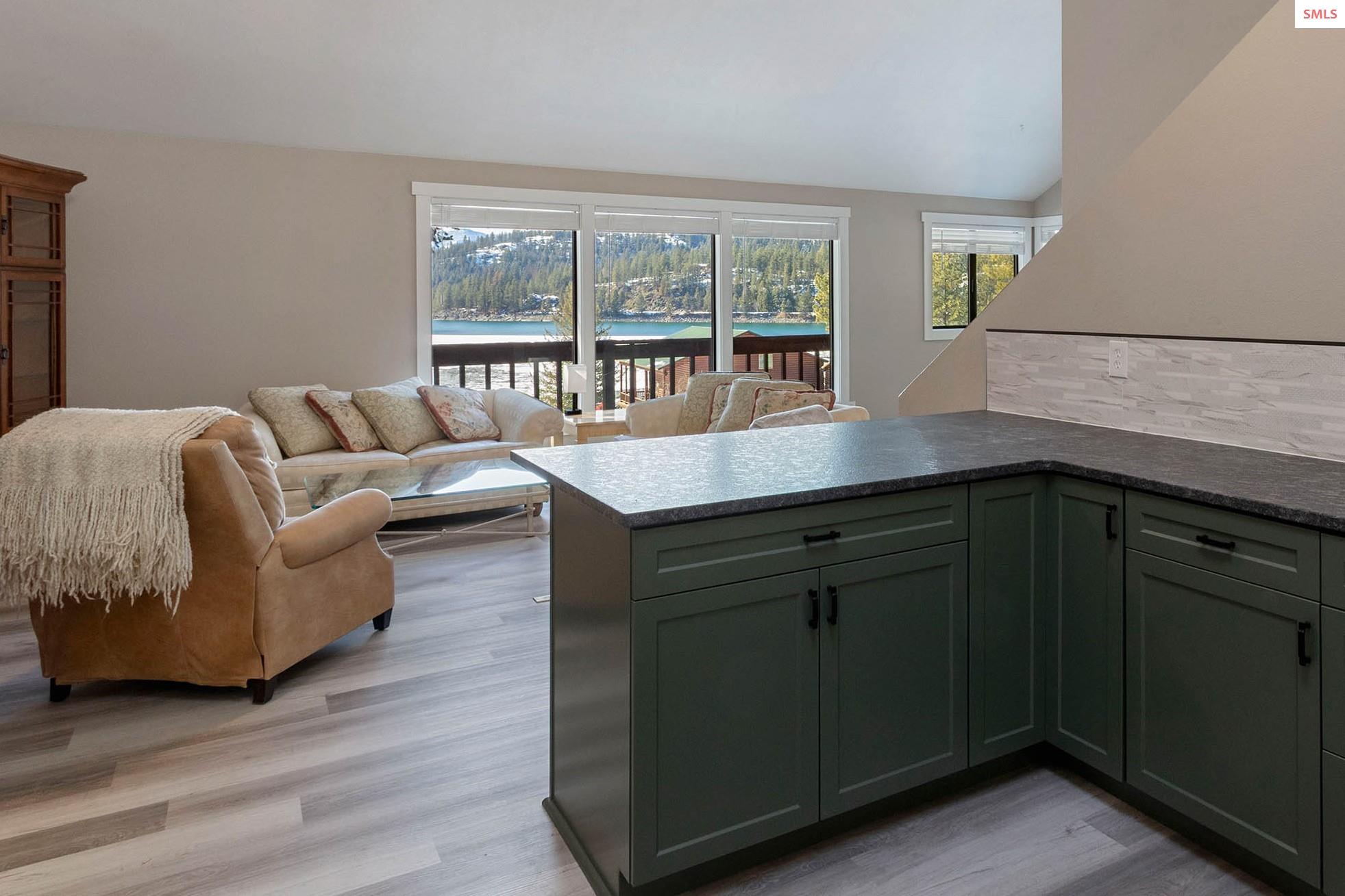 SELLER MOTIVATED! Wait no longer, now is the time to strike a deal! Li – image 10
