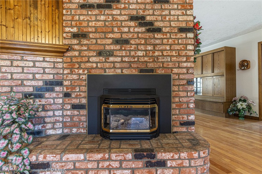 Something is refreshing about a home that actually gives you room to b – image 10