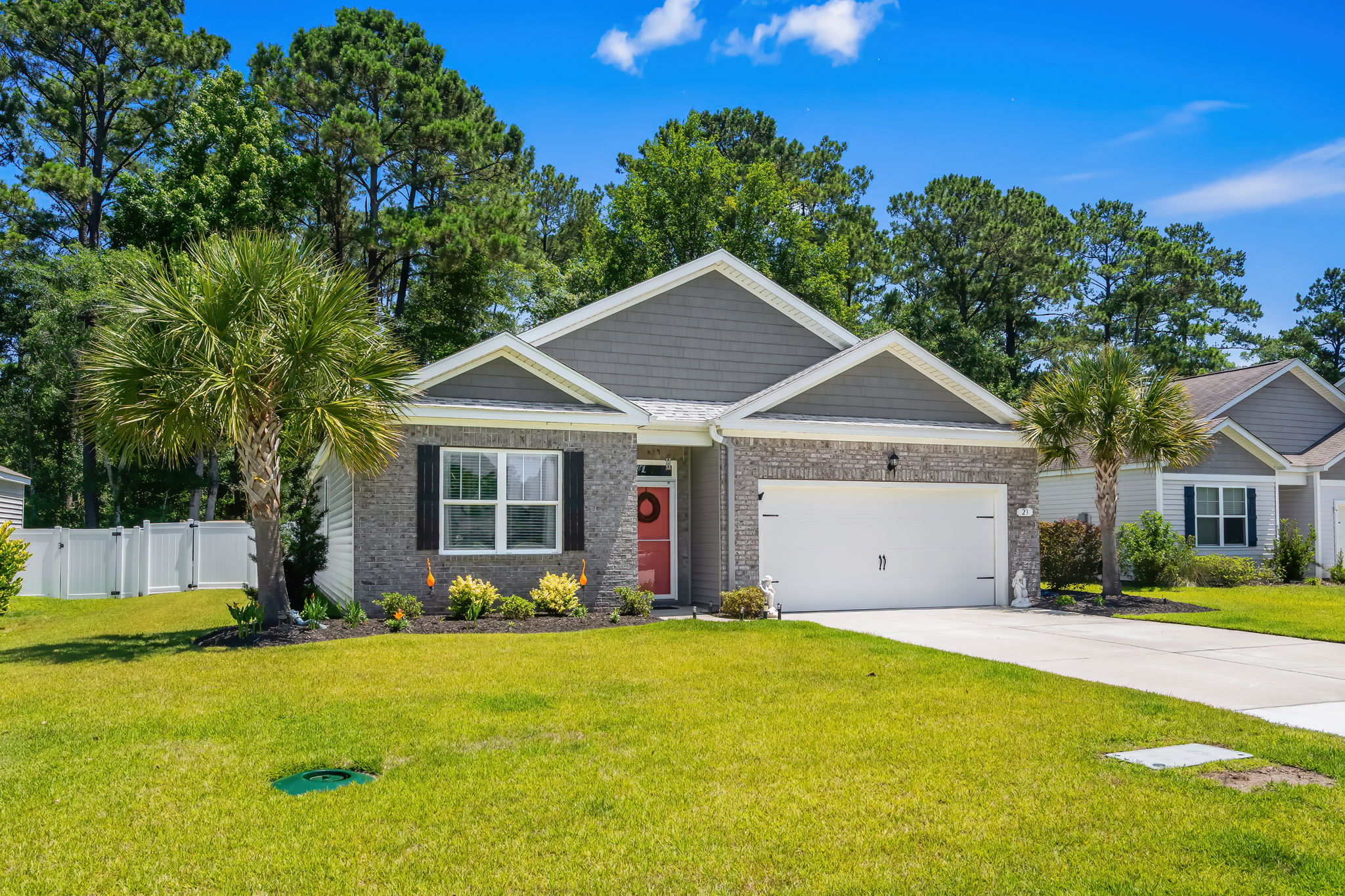 This is a beautifully maintained 4 BR/2BA one level, open concept ranc – image 6