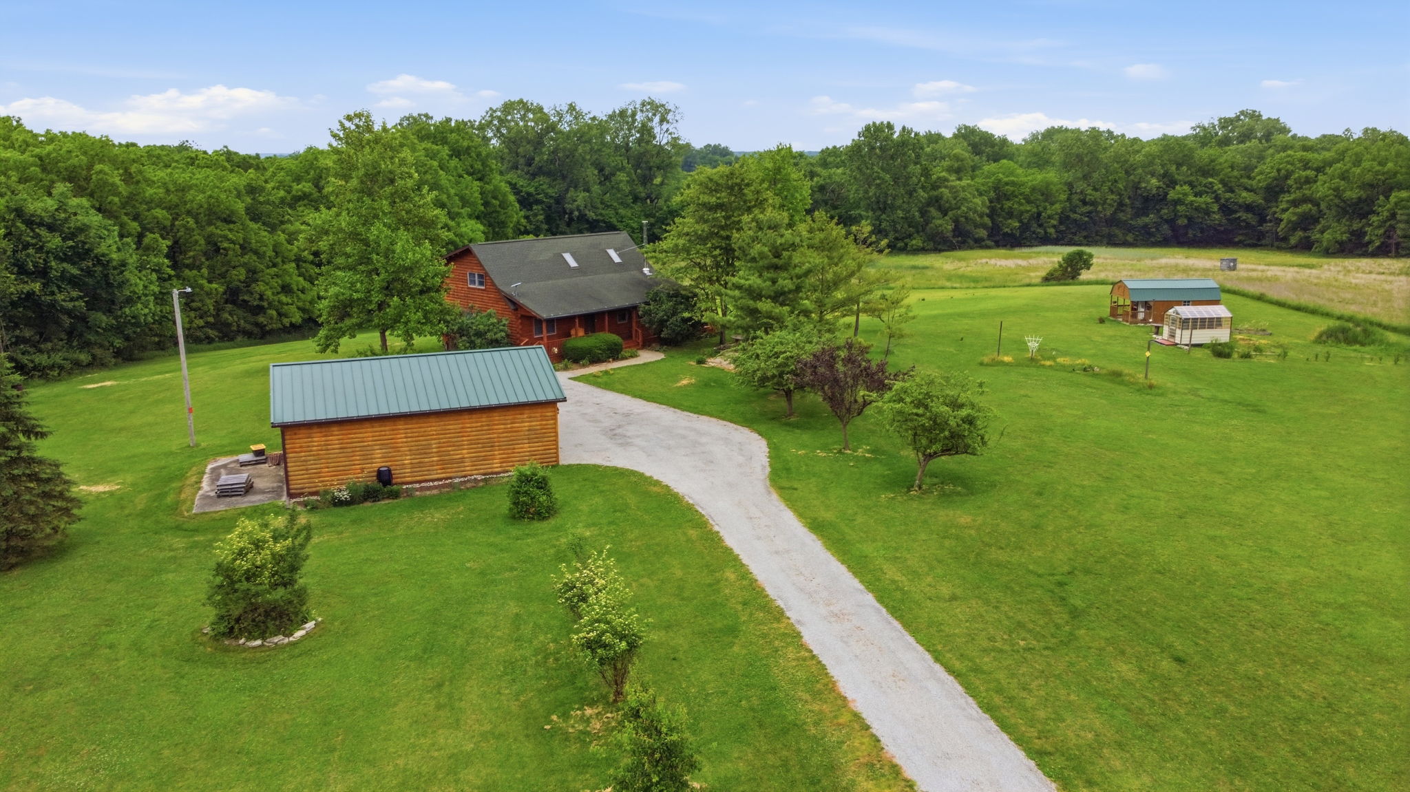 Log Cabin Retreat on 5 AcresEscape to your own private oasis tucked aw – image 45