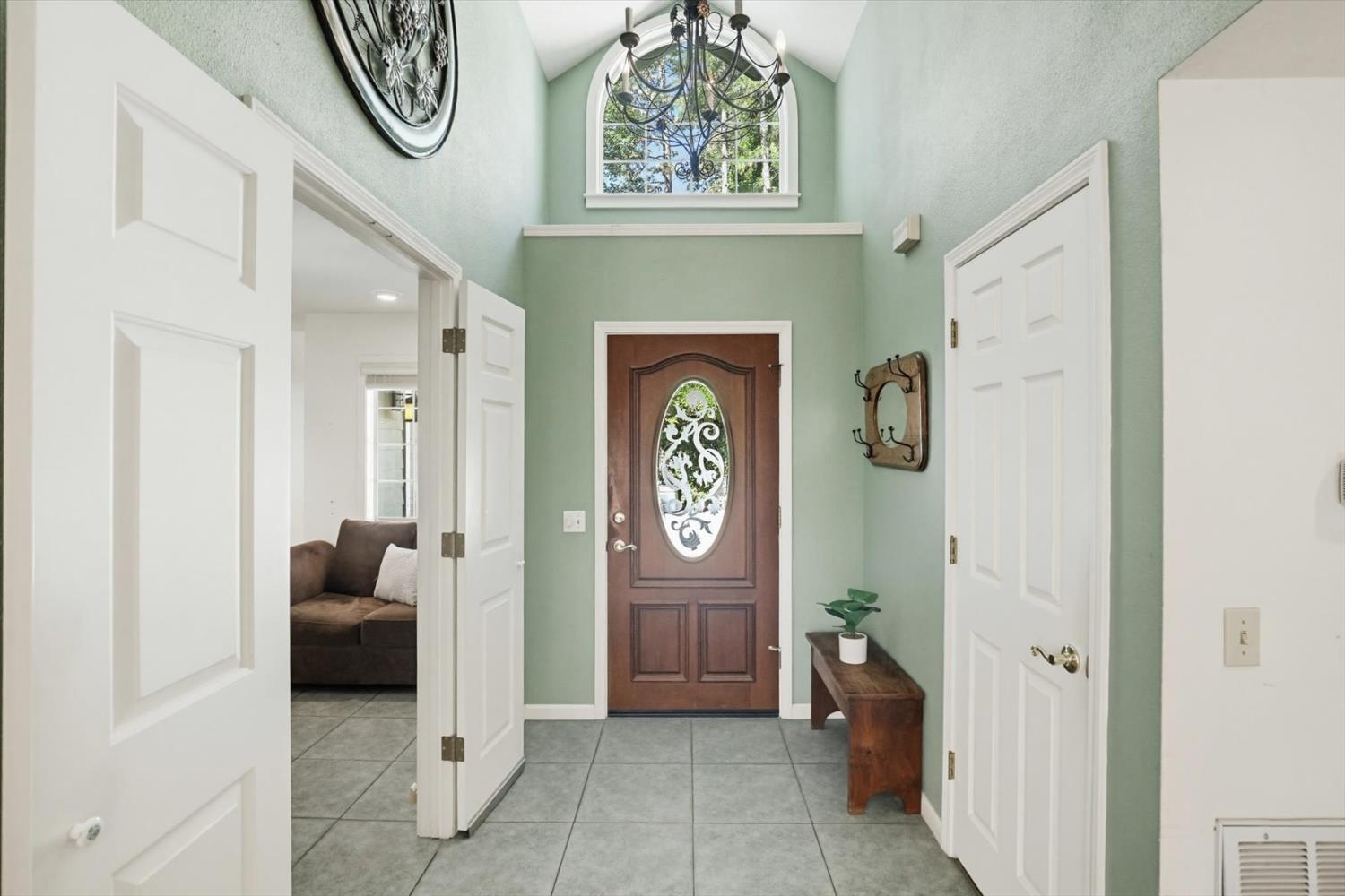 21349 21349 Leslie Drive, Grass Valley, California, 95945, USA, 4 Bedrooms Bedrooms, ,3 BathroomsBathrooms,Residential,For Sale,21349 Leslie Drive,226046586