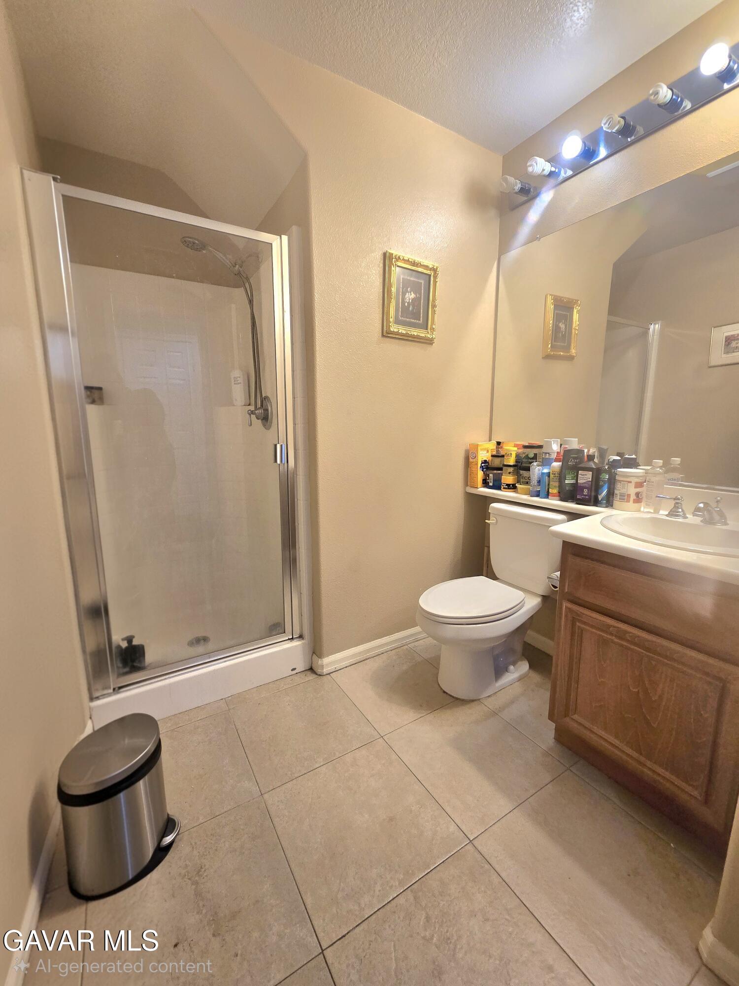 Stunning 5-bedroom, 4-bathroom, 2-story single-family home in the high – image 16