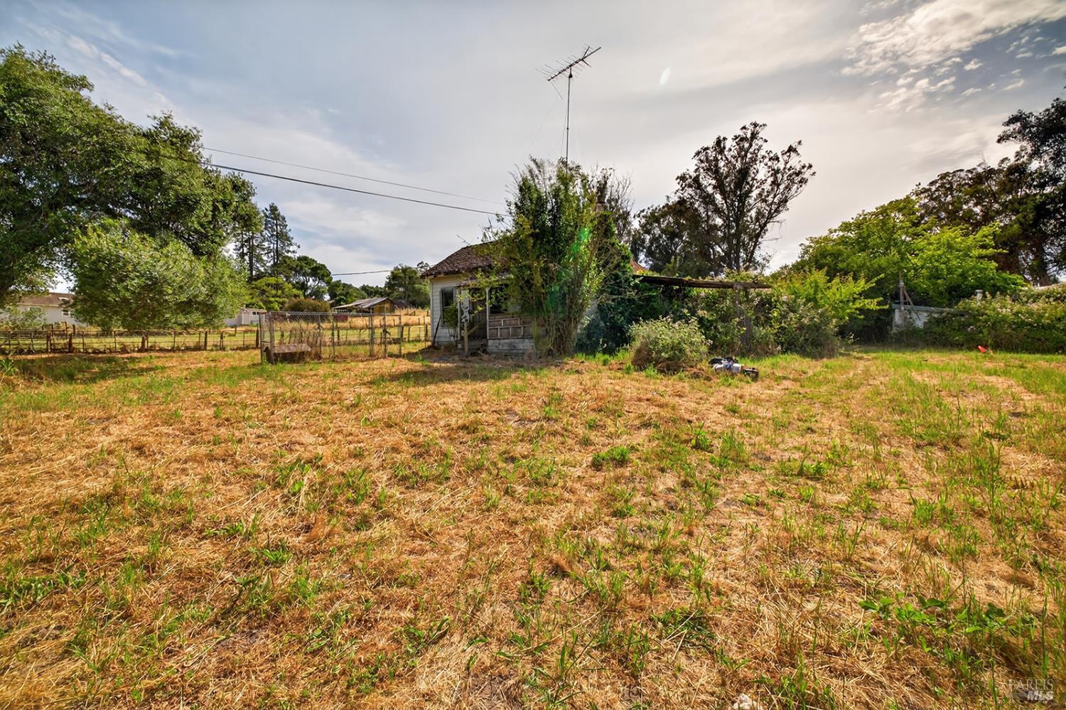 2095 2095 Goodwin Ave, Penngrove, California, 94951, USA, 2 Bedrooms Bedrooms, ,1 BathroomBathrooms,Residential,For Sale,2095 Goodwin Ave,326054176