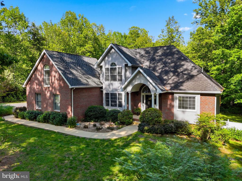 4145 4145 Running Quail Trail, Amissville, Virginia, 20106, USA, 3 Bedrooms Bedrooms, ,4 BathroomsBathrooms,Residential,For Sale,4145 Running Quail Trail,a0101371-3b9d-4316-80f8-affb95