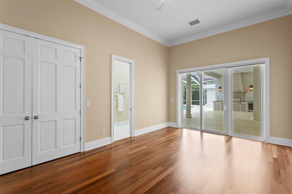 This spectacular custom executive home is situated in Avila, Tampa Bay – image 34