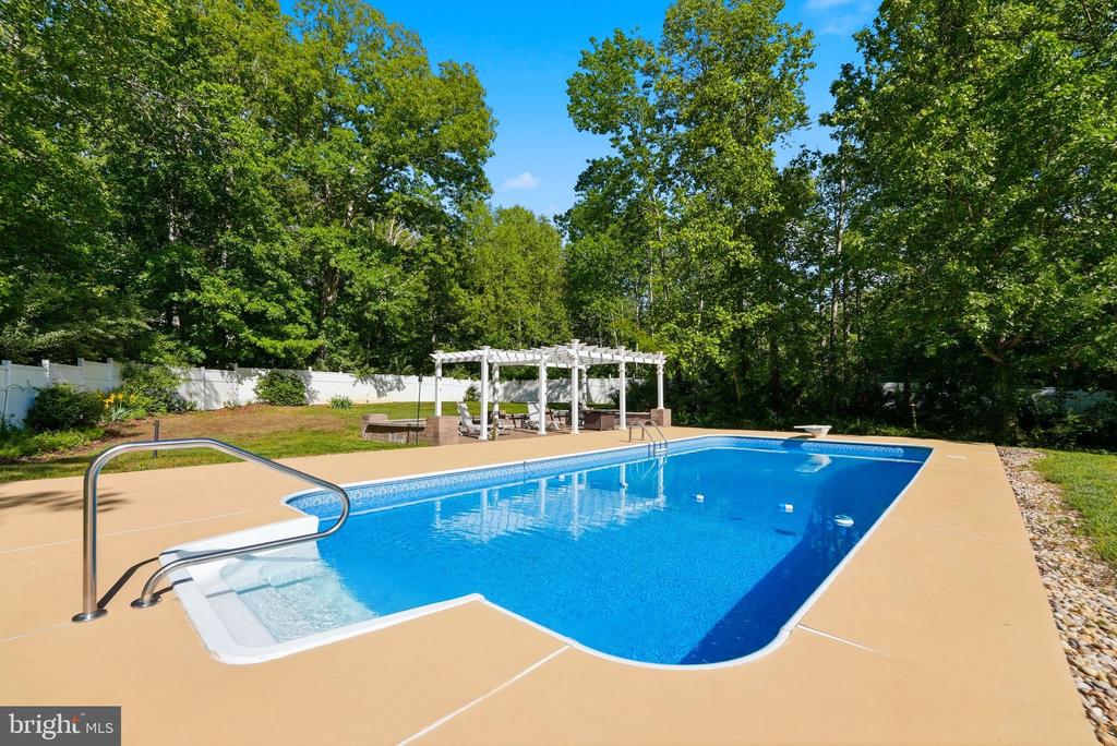 4145 4145 Running Quail Trail, Amissville, Virginia, 20106, USA, 3 Bedrooms Bedrooms, ,4 BathroomsBathrooms,Residential,For Sale,4145 Running Quail Trail,a0101371-3b9d-4316-80f8-affb95