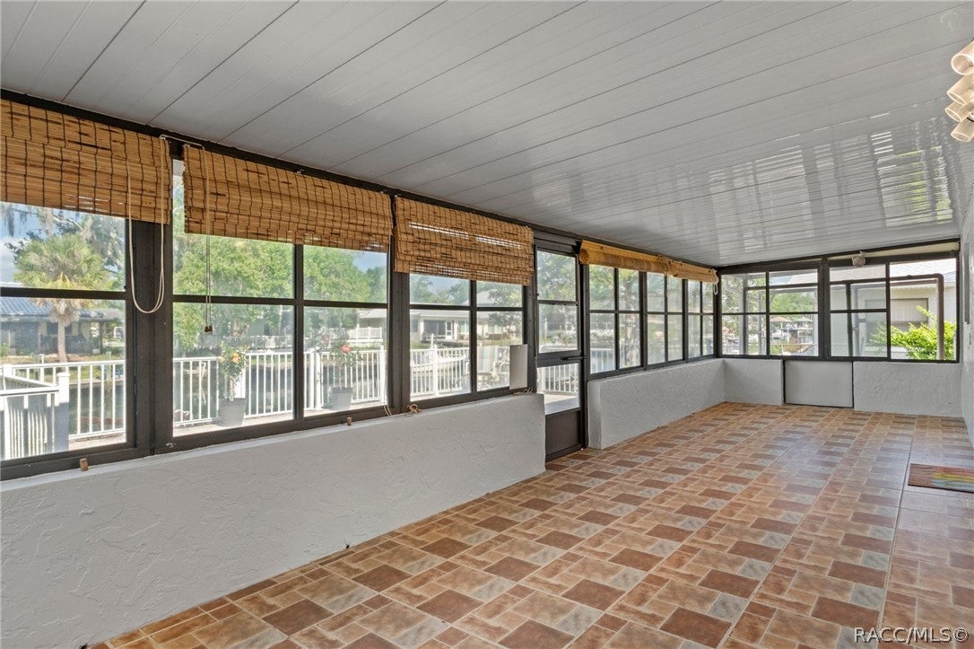 1400 1400 SE 5th Avenue, Crystal River, Florida, 34429, USA, 3 Bedrooms Bedrooms, ,2 BathroomsBathrooms,Residential,For Sale,1400 SE 5th Avenue,852812