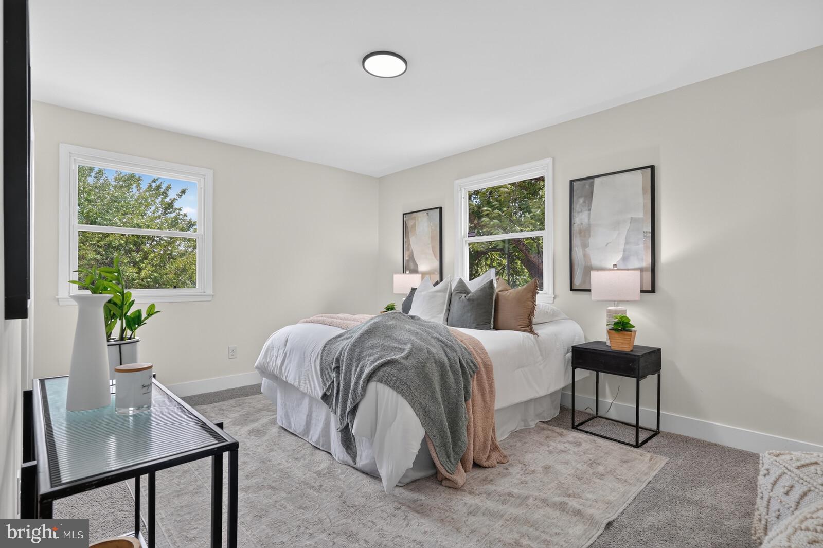 Beautifully Renovated Single-Family Home in Sought-After Kettering – 5 – image 17