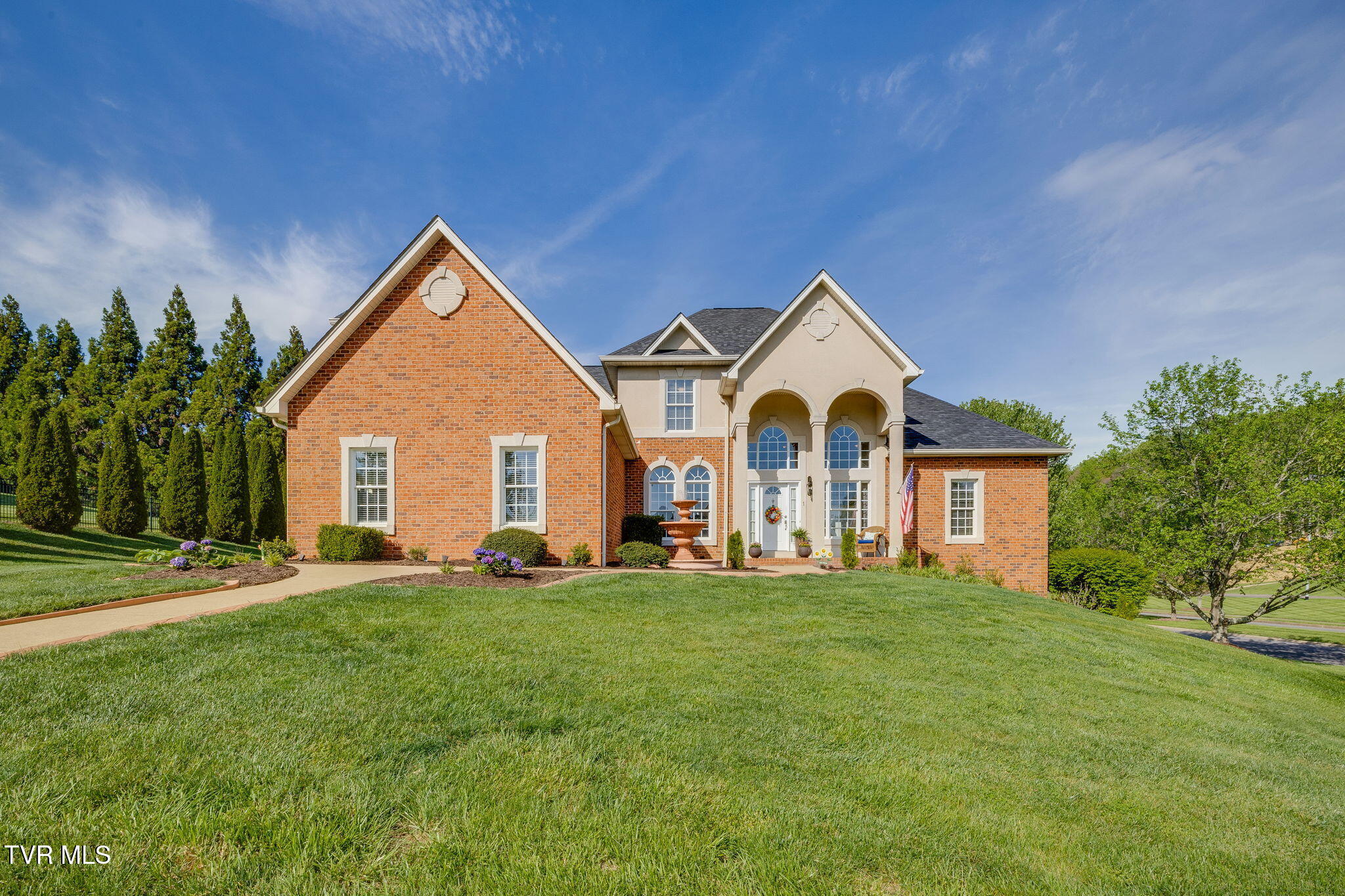 1 1 Honeysuckle Court, Johnson City, Tennessee, 37615, USA, 5 Bedrooms Bedrooms, ,5 BathroomsBathrooms,Residential,For Sale,1 Honeysuckle Court,6a0f69c9-074f-47a6-872e-868ad5