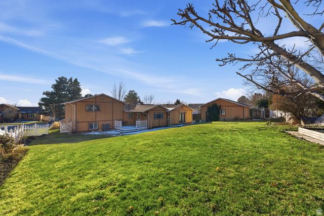 Welcome home to this beautifully well-kept East Bench gem, perfectly s – image 29