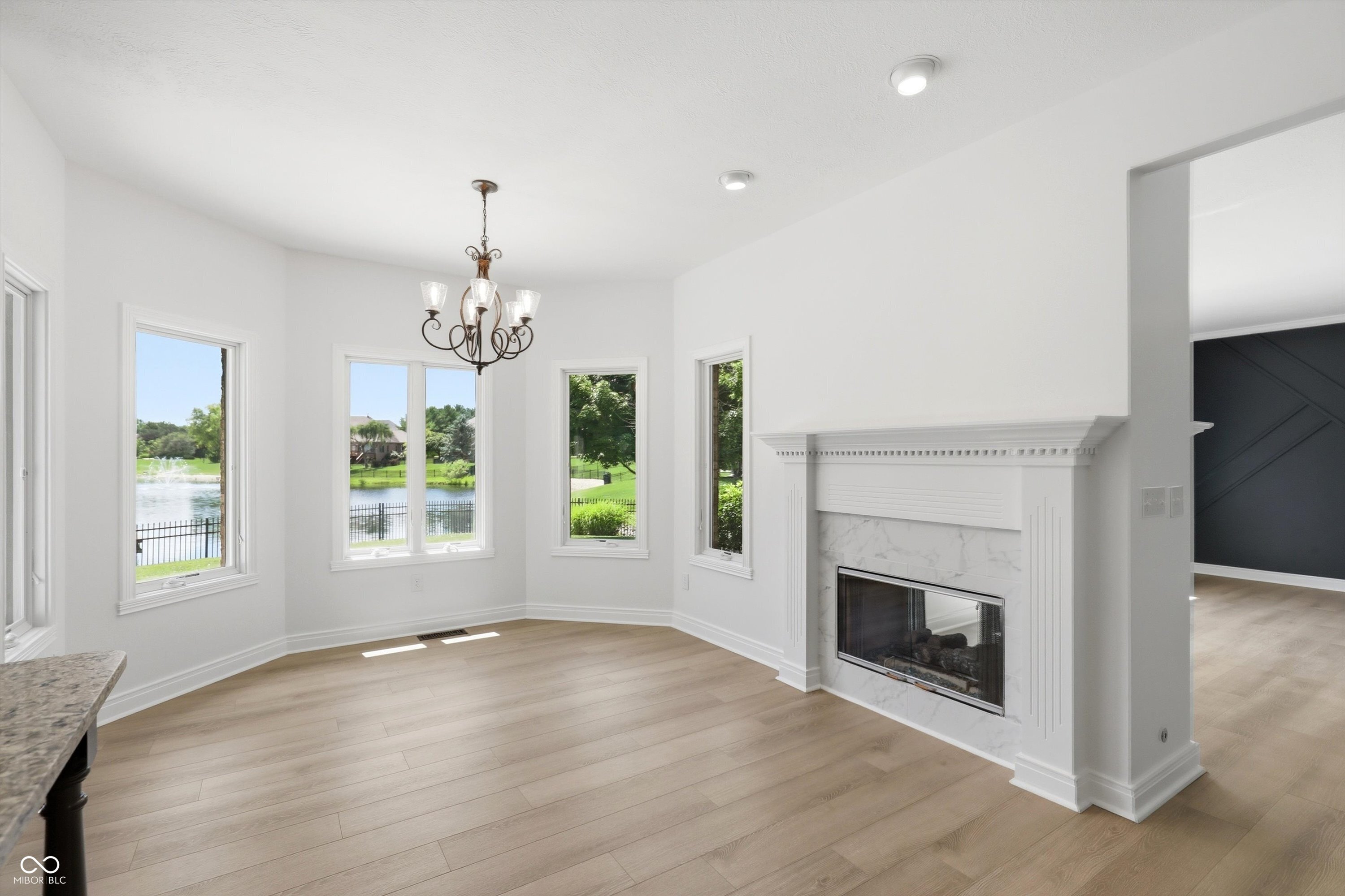 Welcome to this beautifully updated home in the highly sought-after Wa – image 16