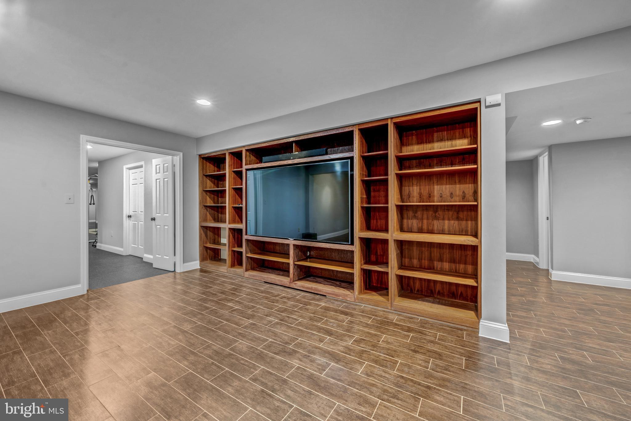 11512 11512 Big Piney Way, Potomac, Maryland, 20854, USA, 5 Bedrooms Bedrooms, ,8 BathroomsBathrooms,Residential,For Sale,11512 Big Piney Way,MDMC2237964